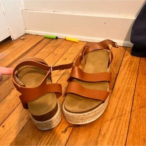 Brown platforms side 10